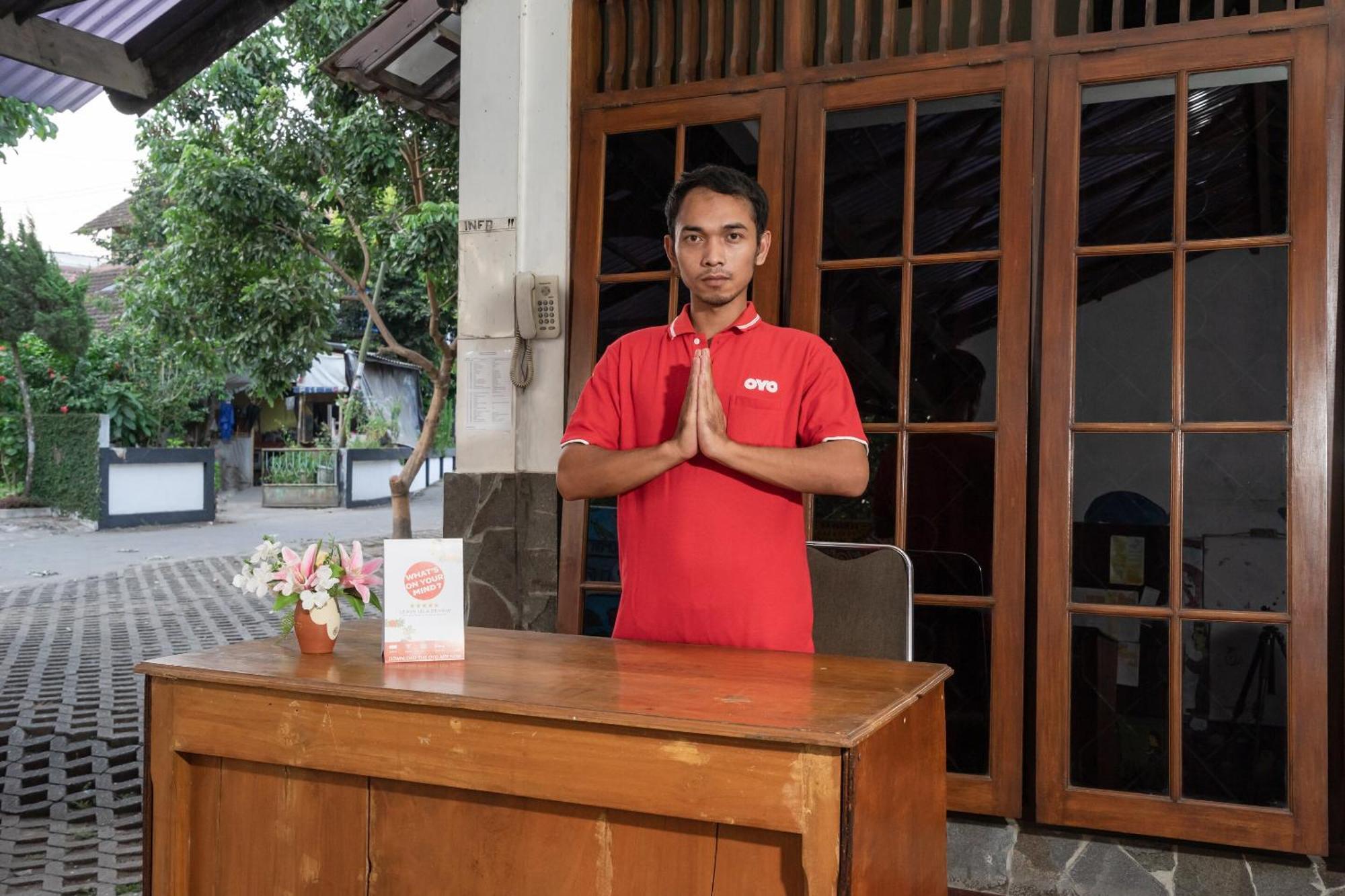 Super Oyo 1778 Omah Duwet Hotel Beran Kidul Exterior photo